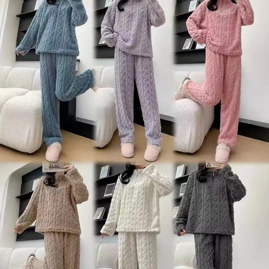 Women’s Winter Coral Fleece Pajama Set – Ultra Soft Long Sleeve Loungewear & Trousers