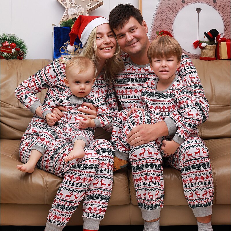 NEW Christmas Pajamas Family Matching New Year Father Mother Kids Baby Look Clothes Set Dad Mom And Daughter Son Pyjamas Outfit