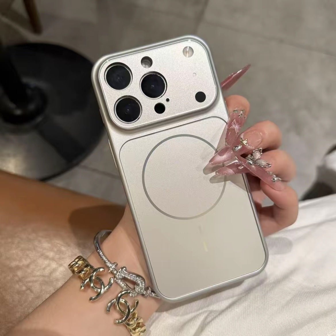 Solid Color All-inclusive Magnetic Phone Case