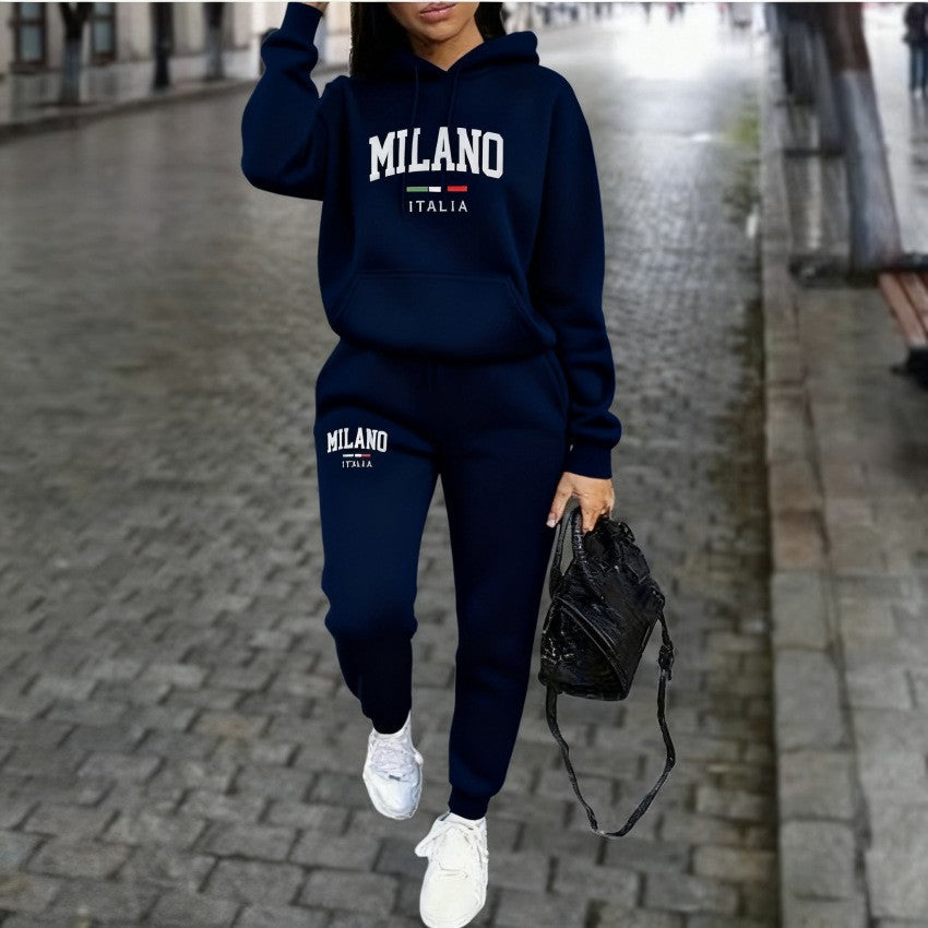 Womens Fleece-Lined Sweatshirt And Sweatpants Set With Print
