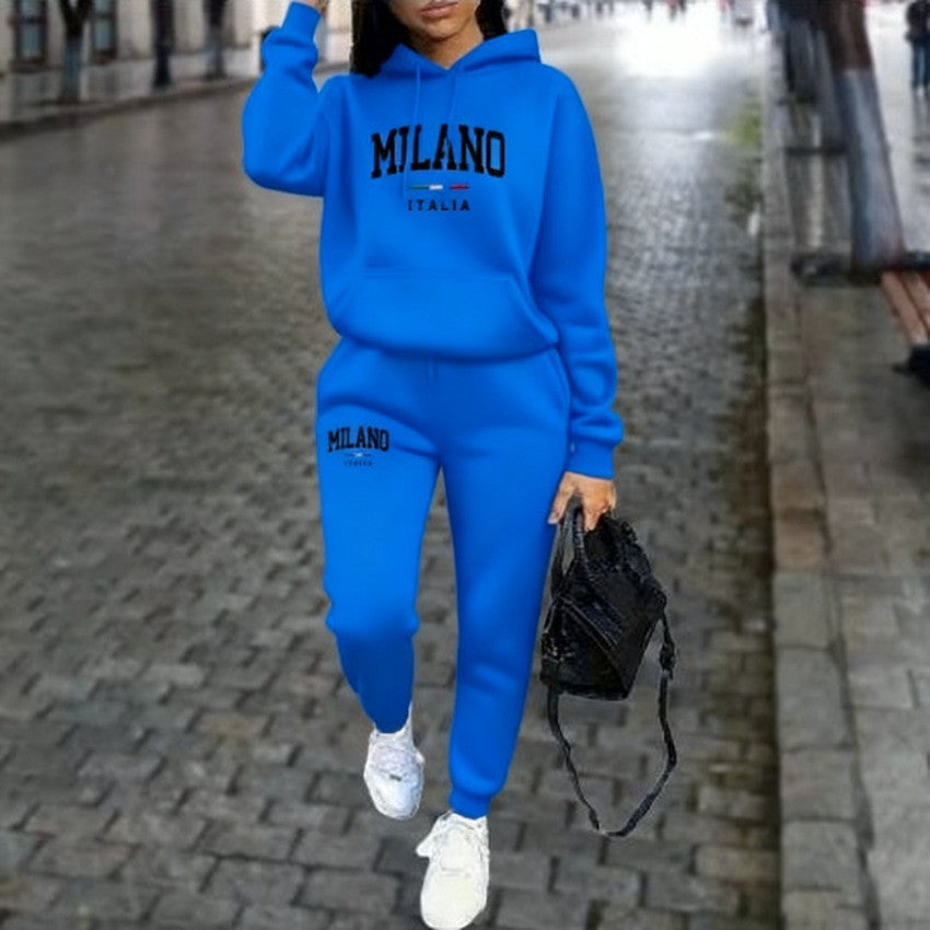 Womens Fleece-Lined Sweatshirt And Sweatpants Set With Print