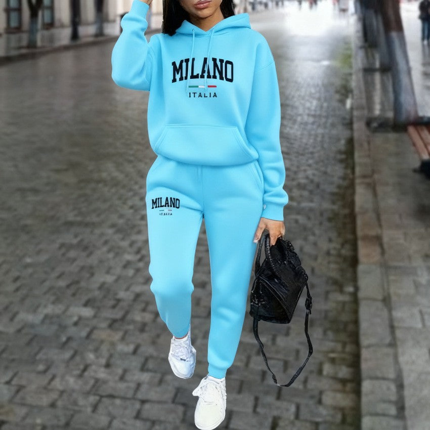 Womens Fleece-Lined Sweatshirt And Sweatpants Set With Print