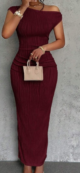 Summer New Elegant Party Daily Date Oblique Shoulder One-Shoulder Off-Shoulder Front Pleated Slim Long Skirt Wavy Texture  White Women&